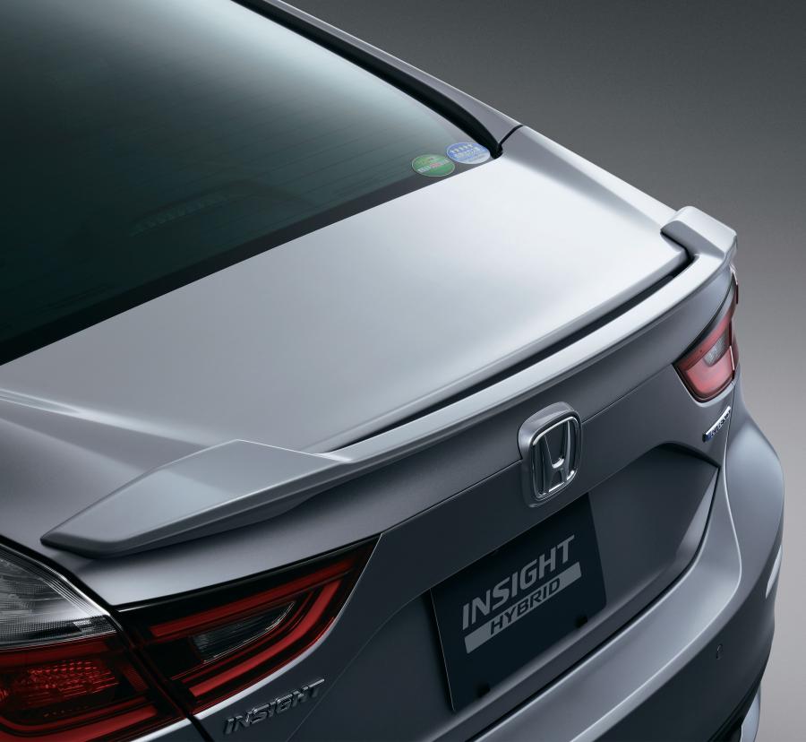 Детали экстерьера Honda Insight Hybrid EX 2018 года  (JP) (фото 13 из 17)